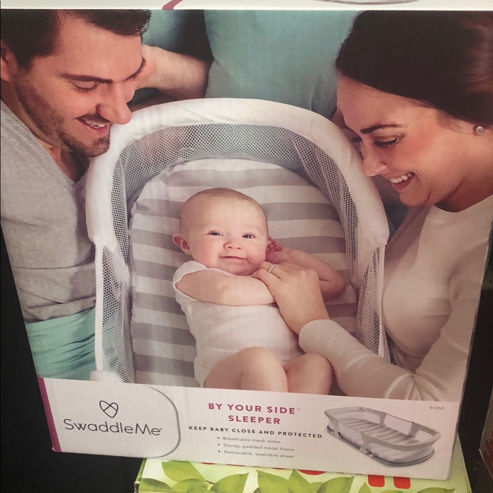 Brand new baby co sleeper/ bassinet - Picture 1 of 1
